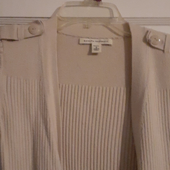 Banana Republic cream button down sweater - Picture 5 of 6